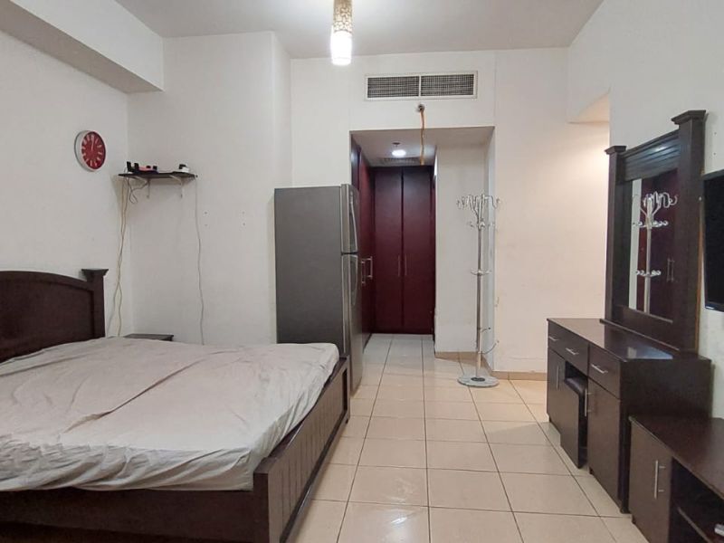 Master Room With Attached Bathroom Available For Rent In Shams 4 JBR AED 4500 Per Month